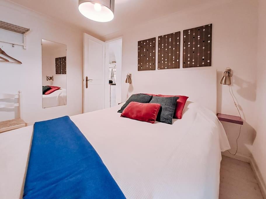 Lisbon Sant'Anna Apartments Værelse billede