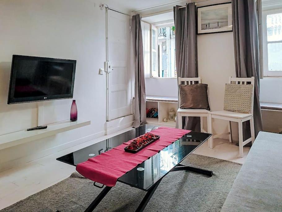 Lisbon Sant'Anna Apartments Værelse billede